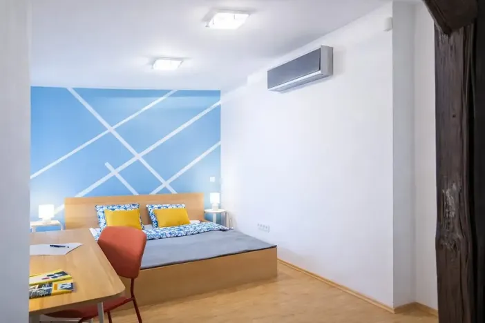 Pronájem bytu 6+kk a větší, Praha - Holešovice, Strojnická, 168 m2