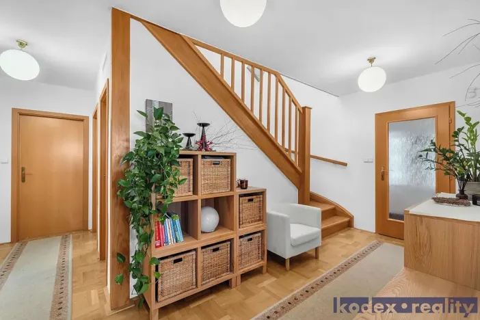 Prodej rodinného domu, Vysoká nad Labem, 263 m2