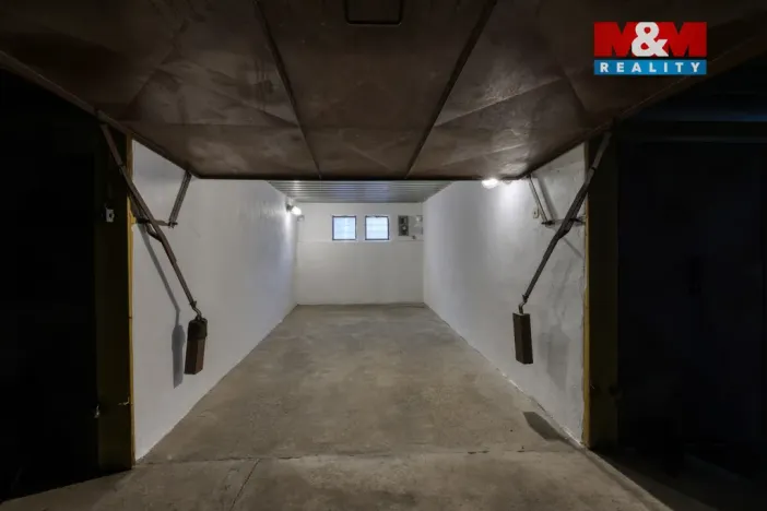 Prodej garáže, Plzeň - Jižní Předměstí, Čermákova, 20 m2