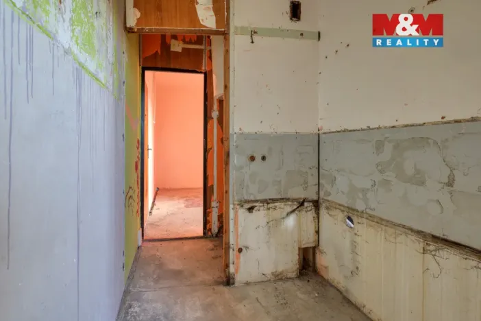 Pronájem bytu 4+1, Rovná, 80 m2