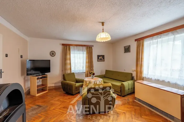 Prodej rodinného domu, Mukařov, 189 m2