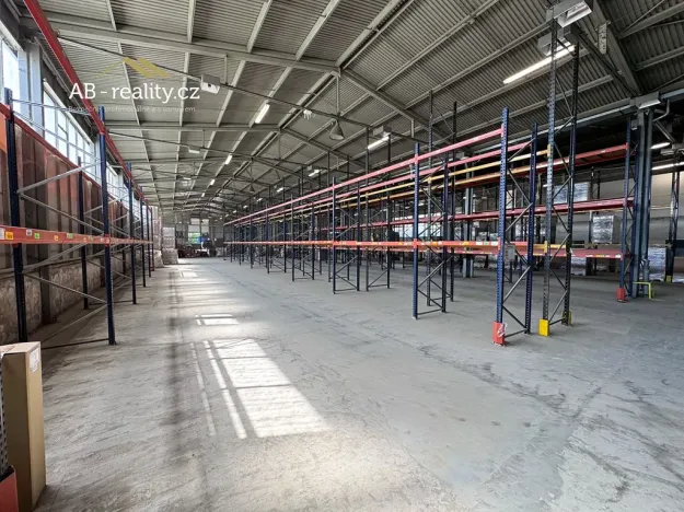 Prodej skladu, Novosedlice, Vrchoslavská, 5600 m2