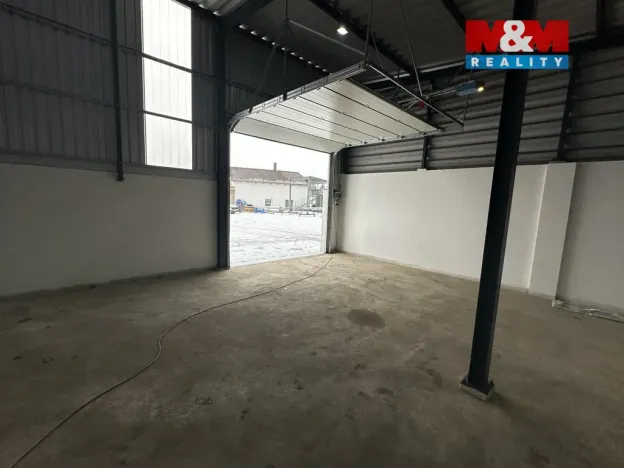 Pronájem skladu, Velká Dobrá, 263 m2