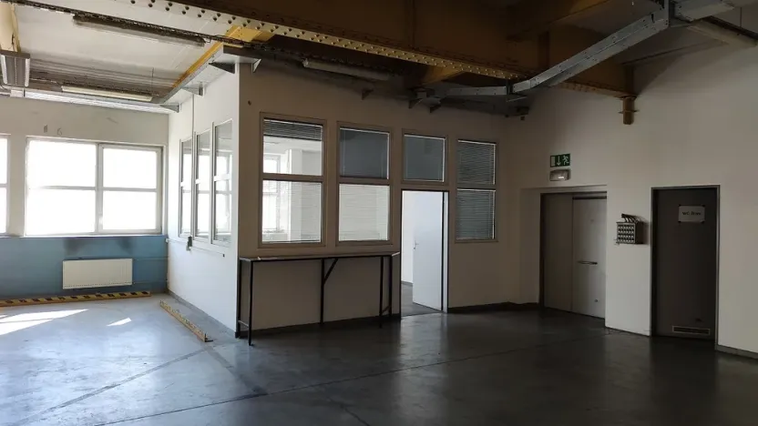 Pronájem výrobních prostor, Strakonice - Strakonice II, Tovární, 4035 m2