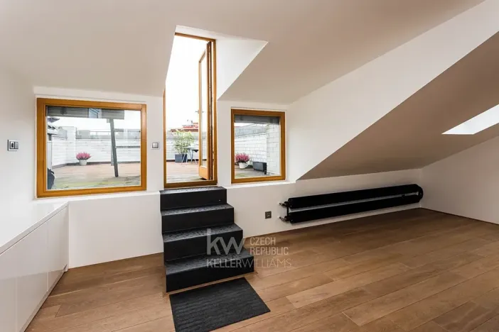 Pronájem bytu 5+kk, Praha - Bubeneč, Jaselská, 192 m2