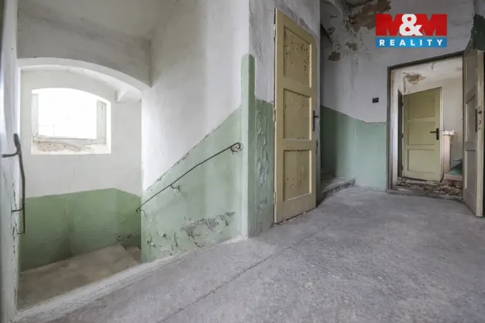 Prodej rodinného domu, Bochov - Těšetice, 200 m2