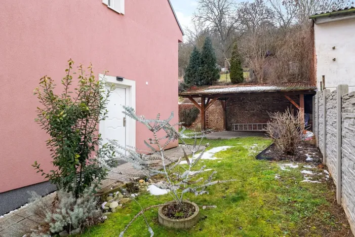 Prodej rodinného domu, Libčice nad Vltavou, Pod Viničkou, 108 m2