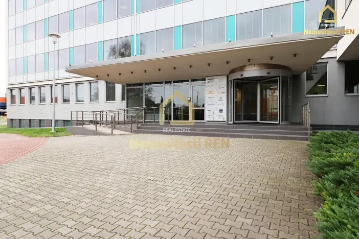 Pronájem kanceláře, Ostrava, Varenská, 275 m2