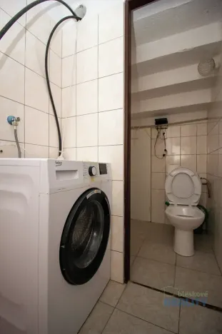 Pronájem ubytování, Přerov nad Labem, 445 m2