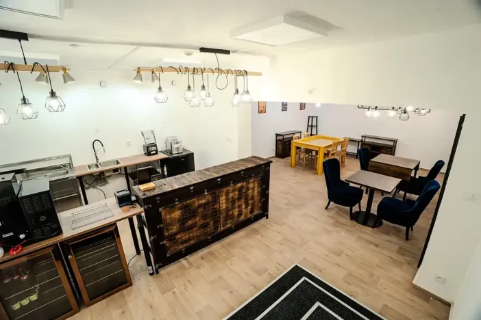 Pronájem obchodního prostoru, Praha - Vinohrady, Řipská, 92 m2