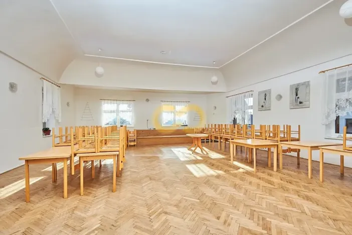 Prodej ubytování, Hoslovice, 468 m2