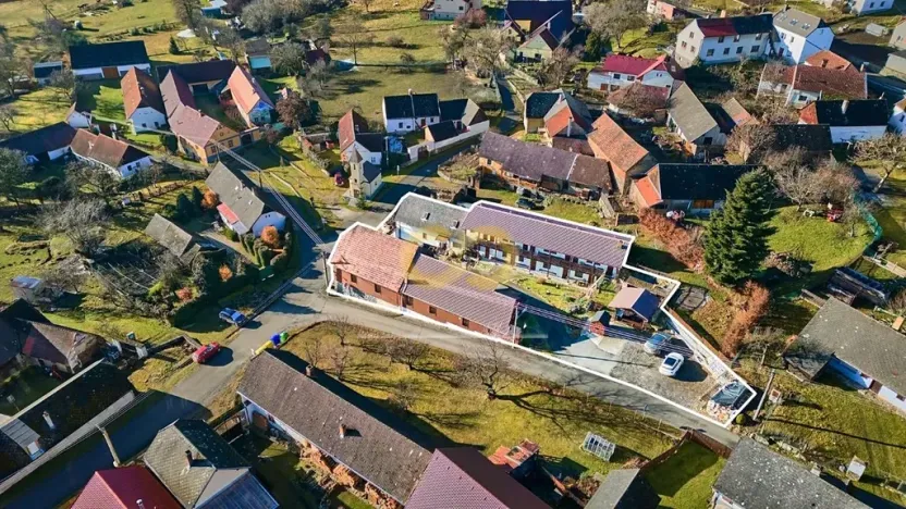 Prodej ubytování, Hoslovice, 468 m2