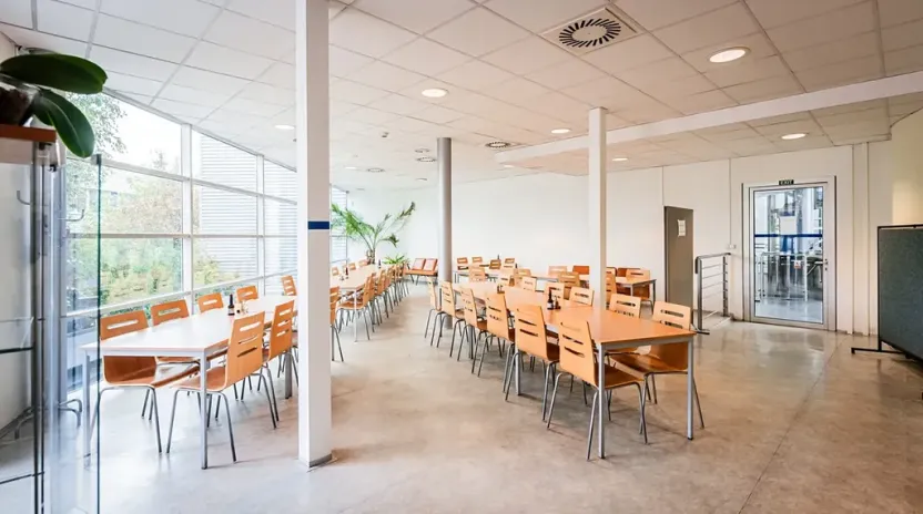 Pronájem kanceláře, Praha - Strašnice, Třebohostická, 122 m2