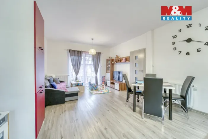 Prodej bytu 3+kk, Chrást, Dlouhá, 65 m2