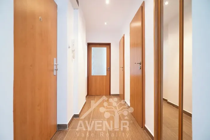 Pronájem bytu 2+kk, Praha - Libeň, Sokolovská, 50 m2