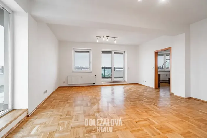 Pronájem bytu 4+1, Praha - Hostivař, Na Groši, 111 m2