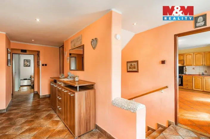 Prodej rodinného domu, Velké Březno, 700 m2