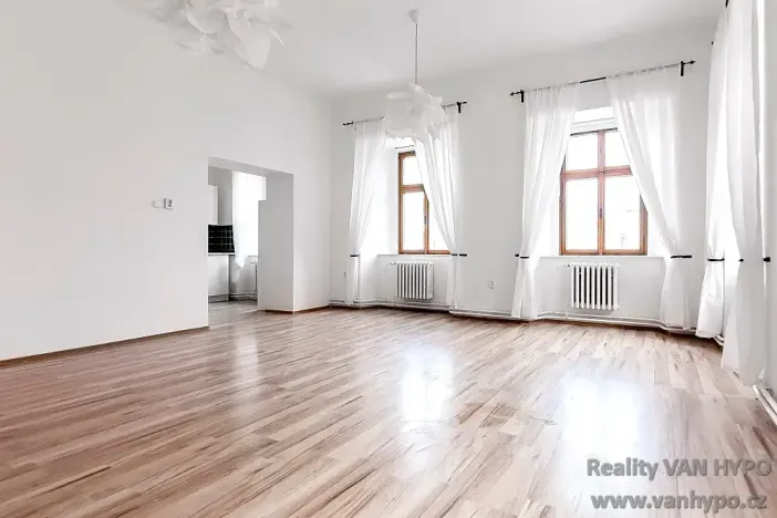 Prodej bytu 3+1, Žatec, náměstí Svobody, 99 m2