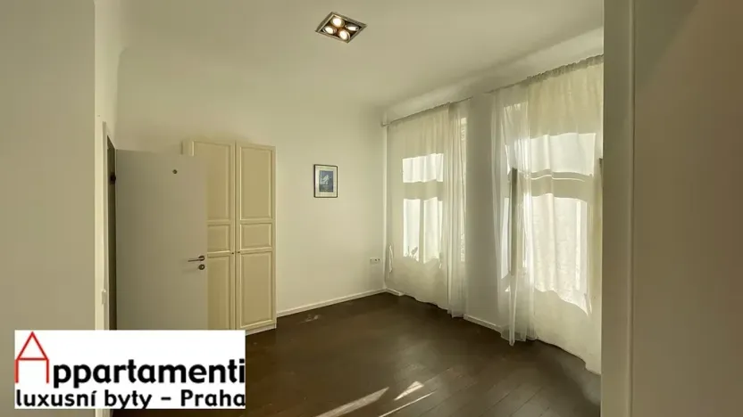 Pronájem bytu 3+kk, Praha - Holešovice, Dukelských hrdinů, 86 m2