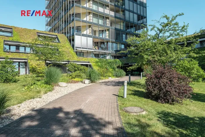 Pronájem bytu 4+kk, Praha - Žižkov, Ke kapslovně, 156 m2