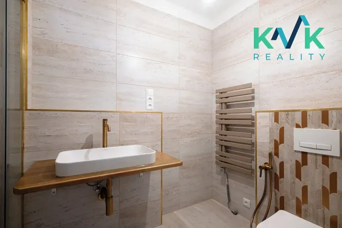 Prodej rodinného domu, Sadov, 160 m2