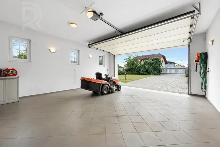 Prodej rodinného domu, Praha - Újezd nad Lesy, Ctiněveská, 420 m2