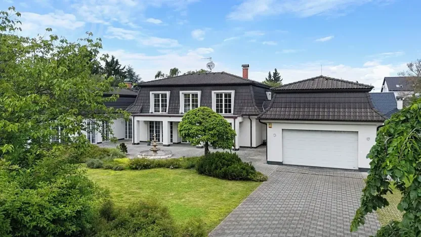 Prodej rodinného domu, Praha - Újezd nad Lesy, Ctiněveská, 420 m2