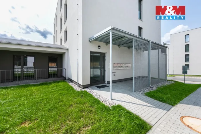 Pronájem bytu 2+kk, Plzeň, Safírová, 45 m2