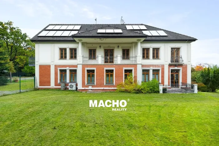 Prodej vily, Řitka, Lesní, 1181 m2