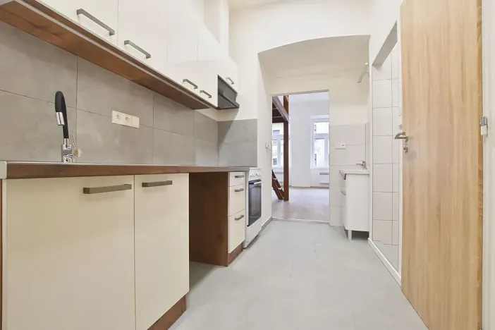 Pronájem bytu 1+kk, Praha - Holešovice, Milady Horákové, 30 m2