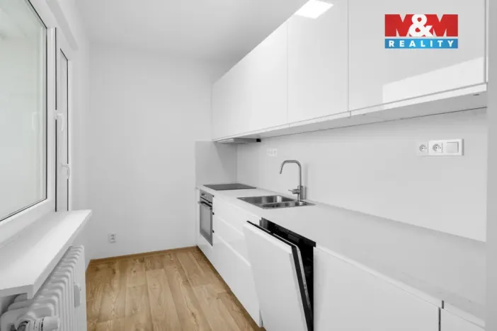 Prodej bytu 2+1, Kladno - Kročehlavy, Unhošťská, 62 m2