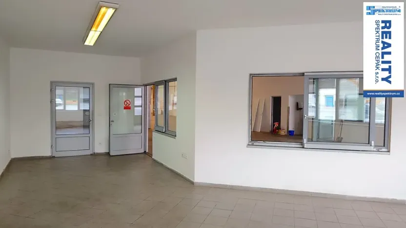 Pronájem výrobních prostor, Lišov, Hůrecká, 640 m2