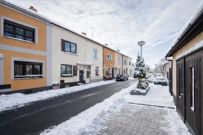 Prodej rodinného domu, Kolín, Ke Hřišti, 186 m2