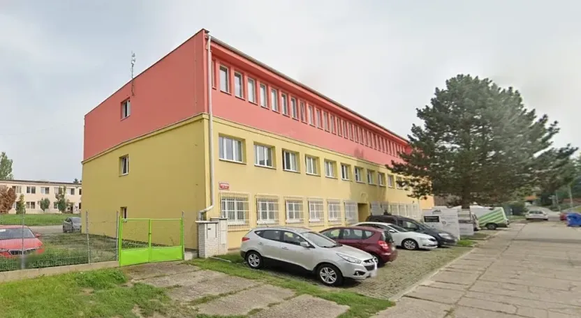 Pronájem kanceláře, Praha - Zličín, Strojírenská, 17 m2