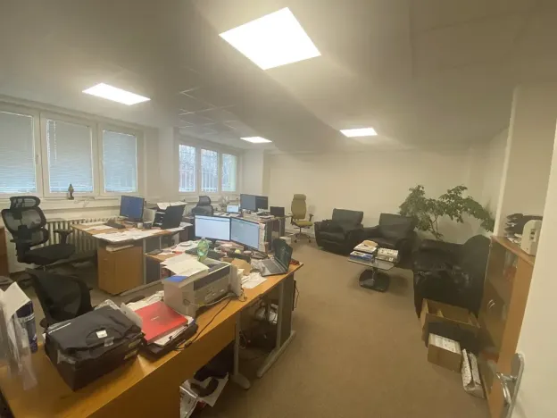 Pronájem kanceláře, Praha - Zličín, Strojírenská, 17 m2