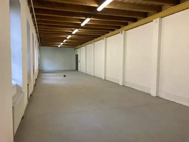 Pronájem skladu, Brno, Valchařská, 158 m2