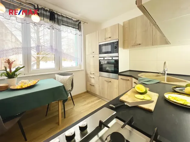 Prodej bytu 4+1, Cheb, Mírová, 83 m2