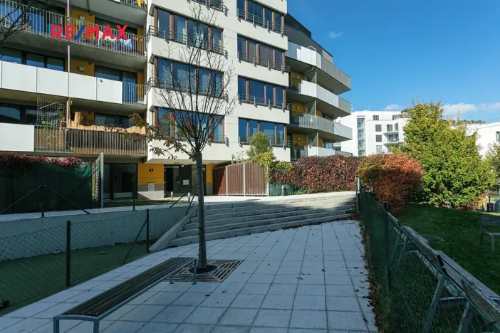 Pronájem bytu 3+kk, Praha - Hlubočepy, Devonská, 65 m2