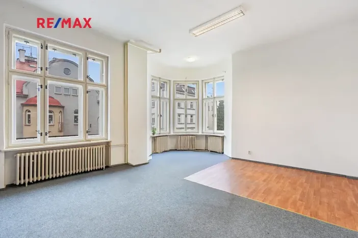 Prodej vily, Jablonec nad Nisou, 28. října, 600 m2