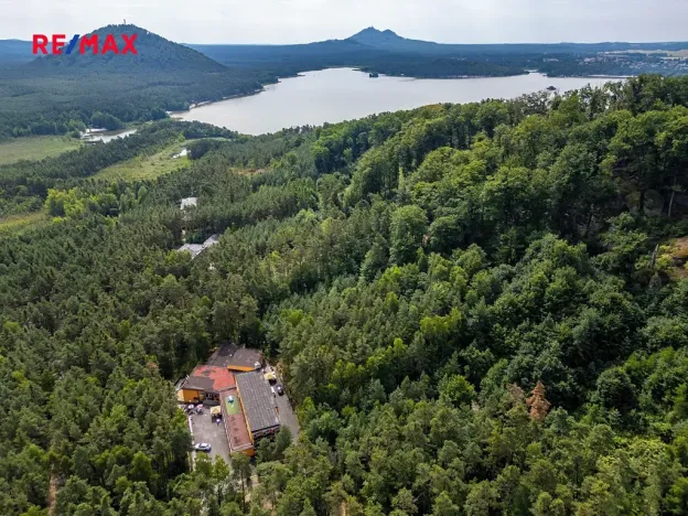 Prodej rodinného domu, Doksy, Pod Borným, 1700 m2