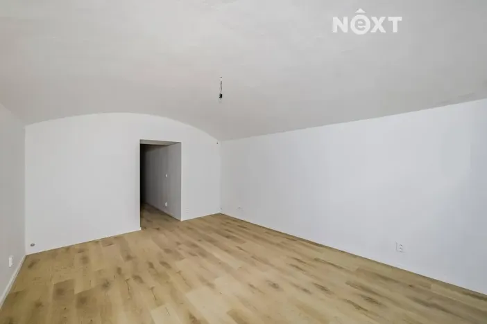 Prodej bytu 1+kk, Praha - Vinohrady, Velehradská, 33 m2