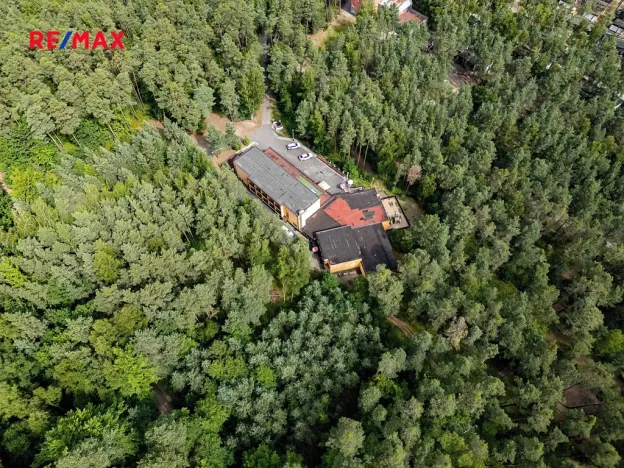 Prodej ubytování, Doksy, Pod Borným, 1700 m2