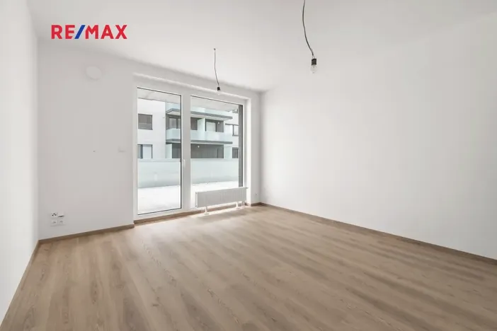 Prodej bytu 2+kk, Praha - Prosek, Čakovická, 43 m2