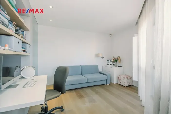 Prodej atypického bytu, Pardubice, Nerudova, 160 m2