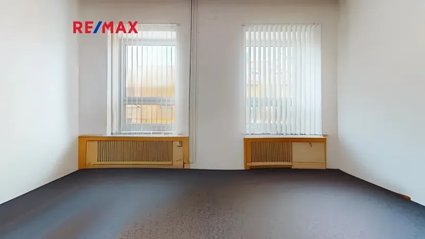 Prodej obchodního prostoru, Svitavy, 800 m2