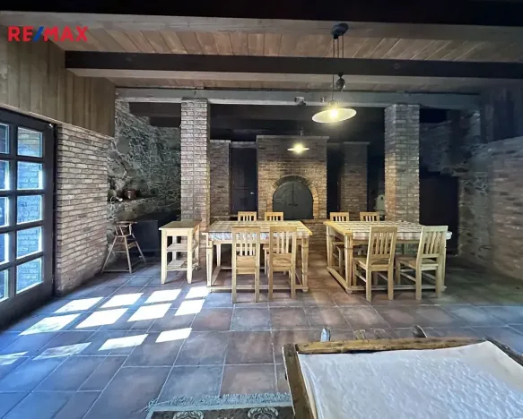 Prodej ubytování, Holetín, 800 m2