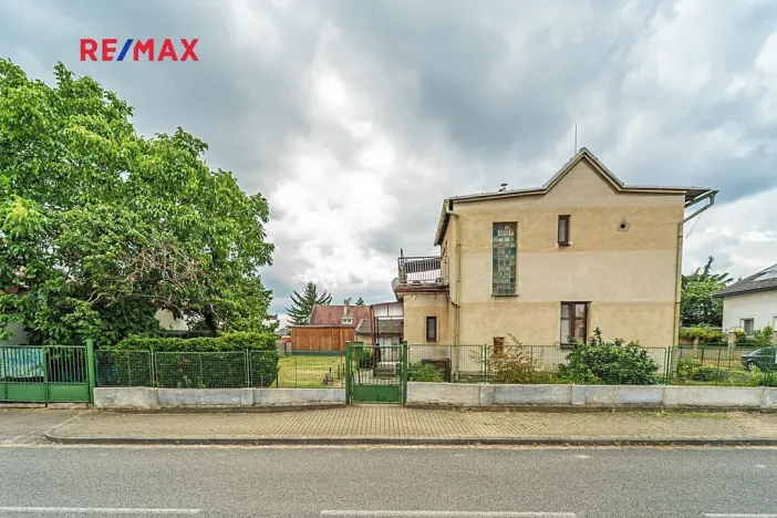 Prodej rodinného domu, Praha - Dolní Počernice, Listopadová, 302 m2