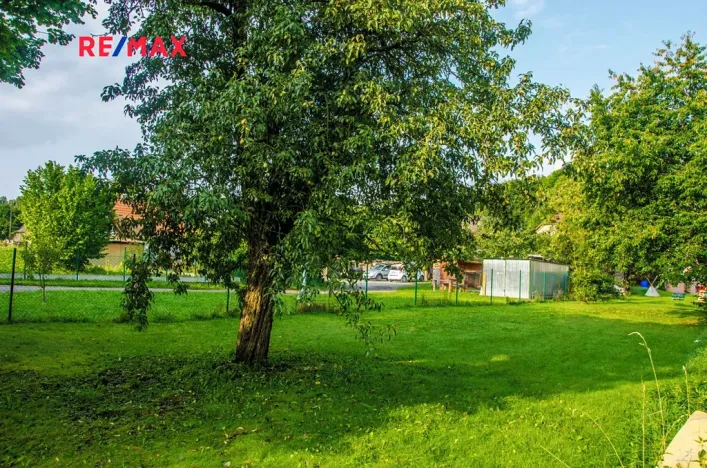 Prodej pozemku pro bydlení, Benátky, 606 m2