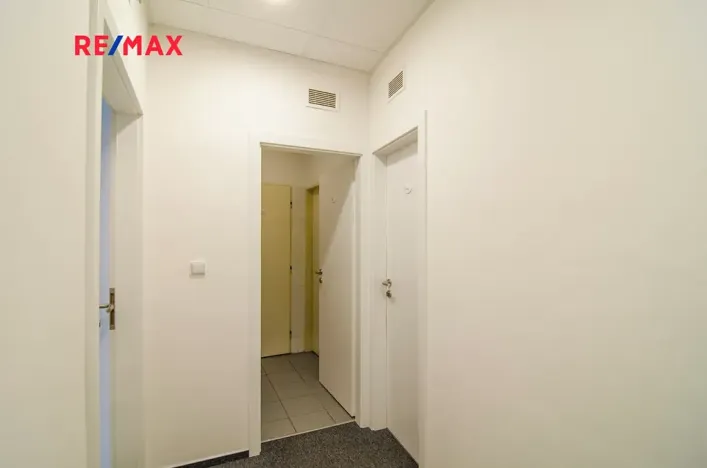 Pronájem kanceláře, Svitavy, náměstí Míru, 40 m2