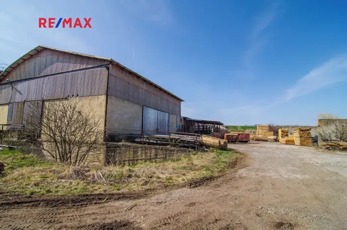 Prodej komerčního pozemku, Radkov, 36486 m2